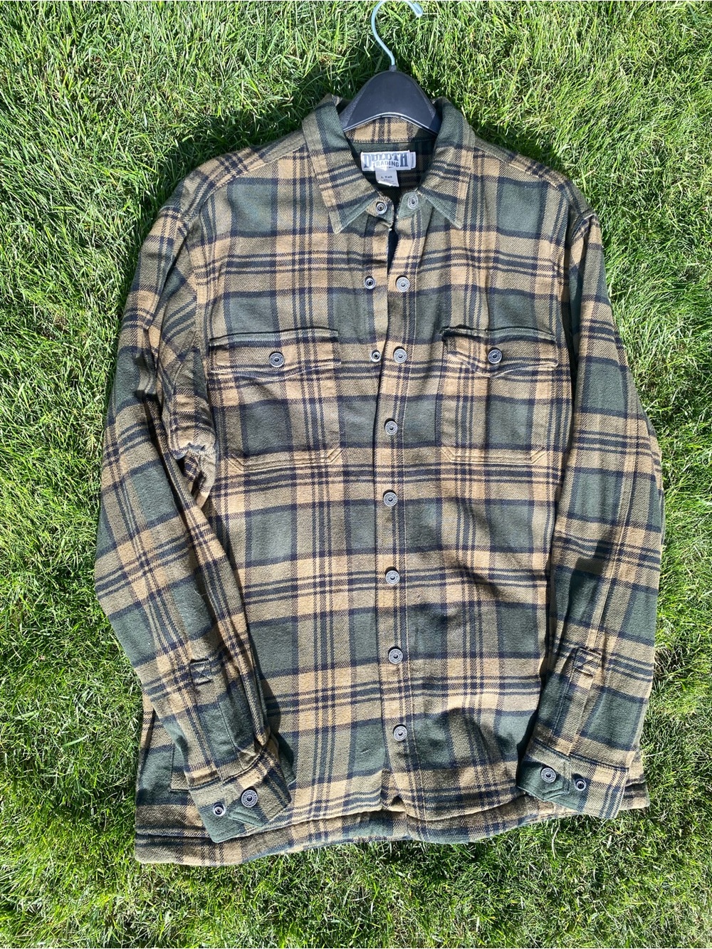 Duluth Trading Co Green and Tan Plaid Button-Up Shirt